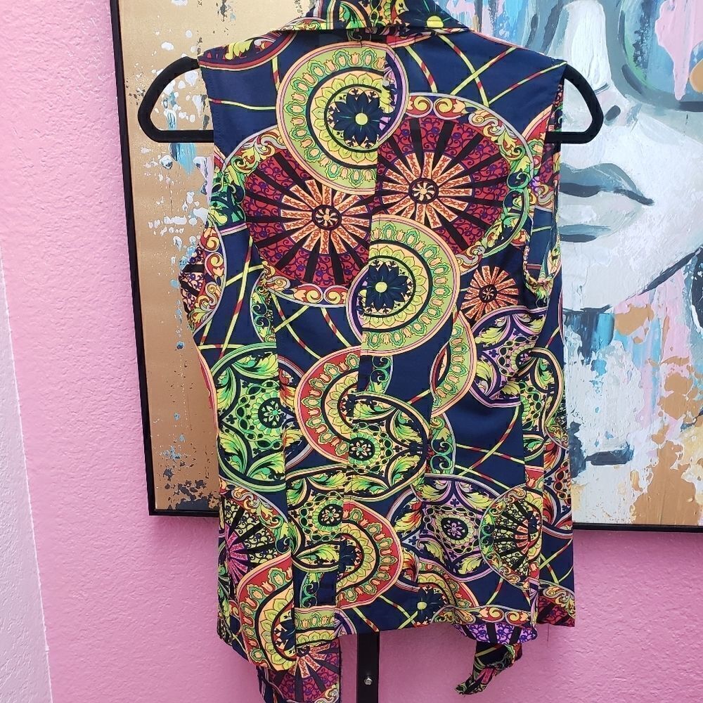 Adore Colorful Vest Size Small - Picture 3 of 3
